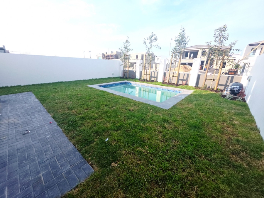 4 Bedroom Property for Sale in Sandown Western Cape